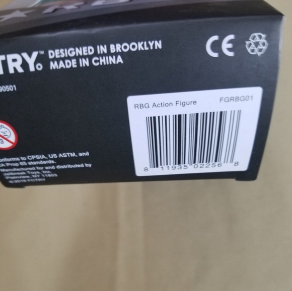 Collectible Justice Ruth Bader Ginsburg RBG Real Life Action Figure Doll NEW BOX - Picture 6 of 6